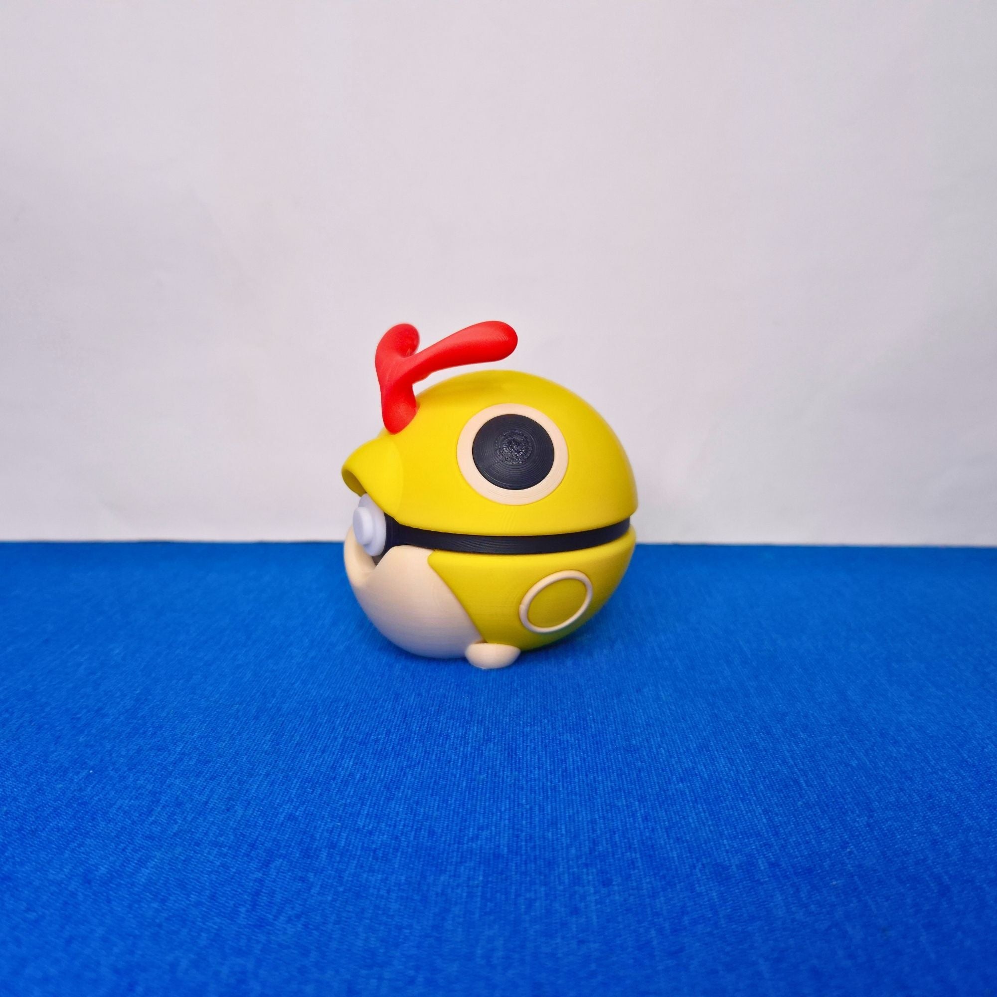 Caterpie - Esfera Decorativa