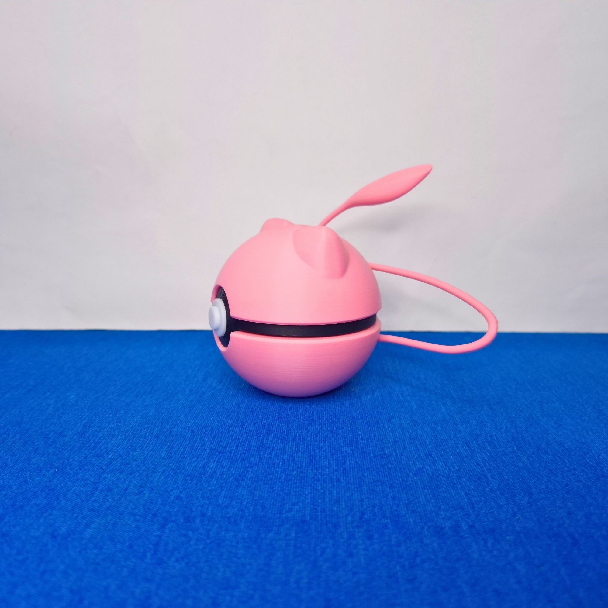 Mew - Esfera Decorativa