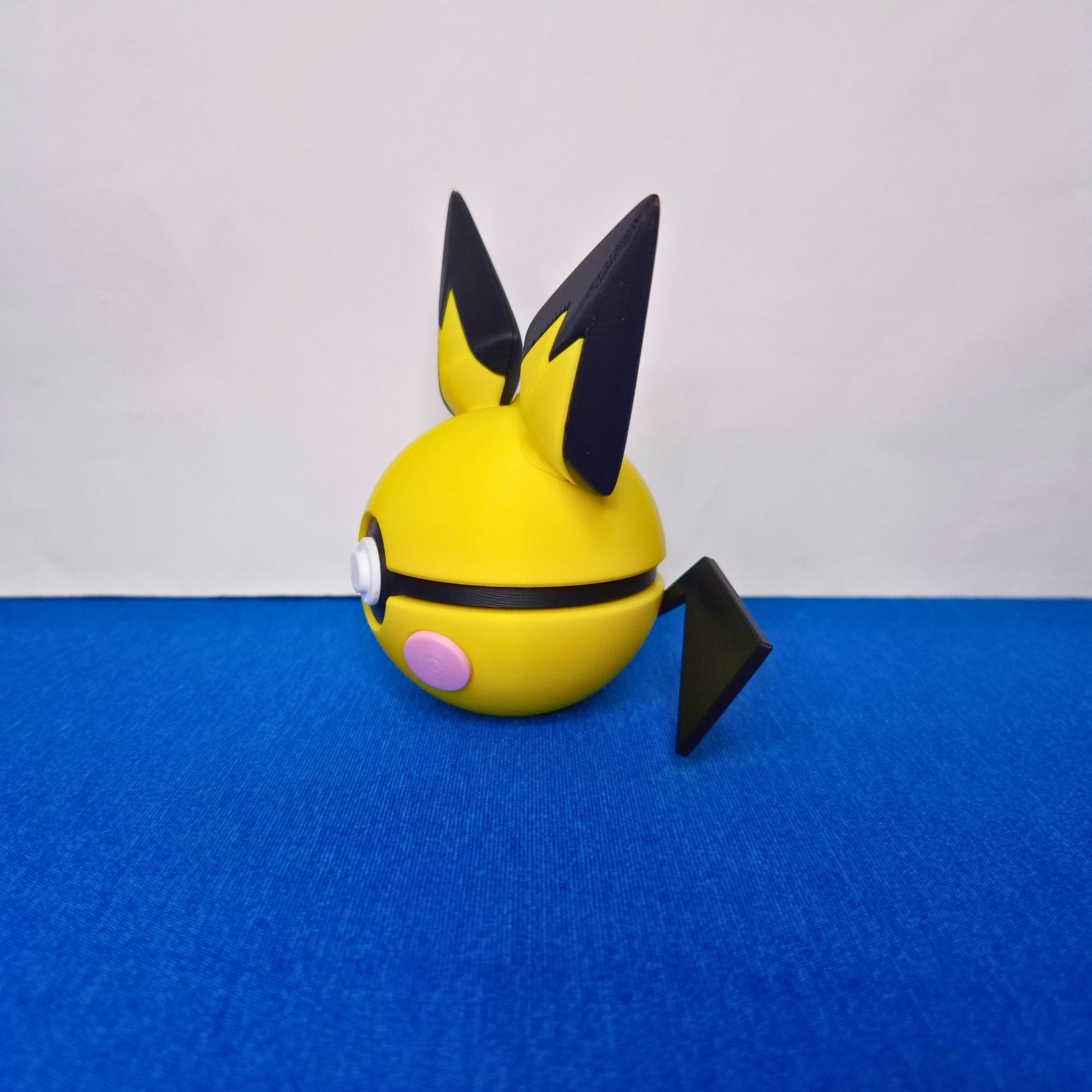 Pichu - Esfera Decorativa