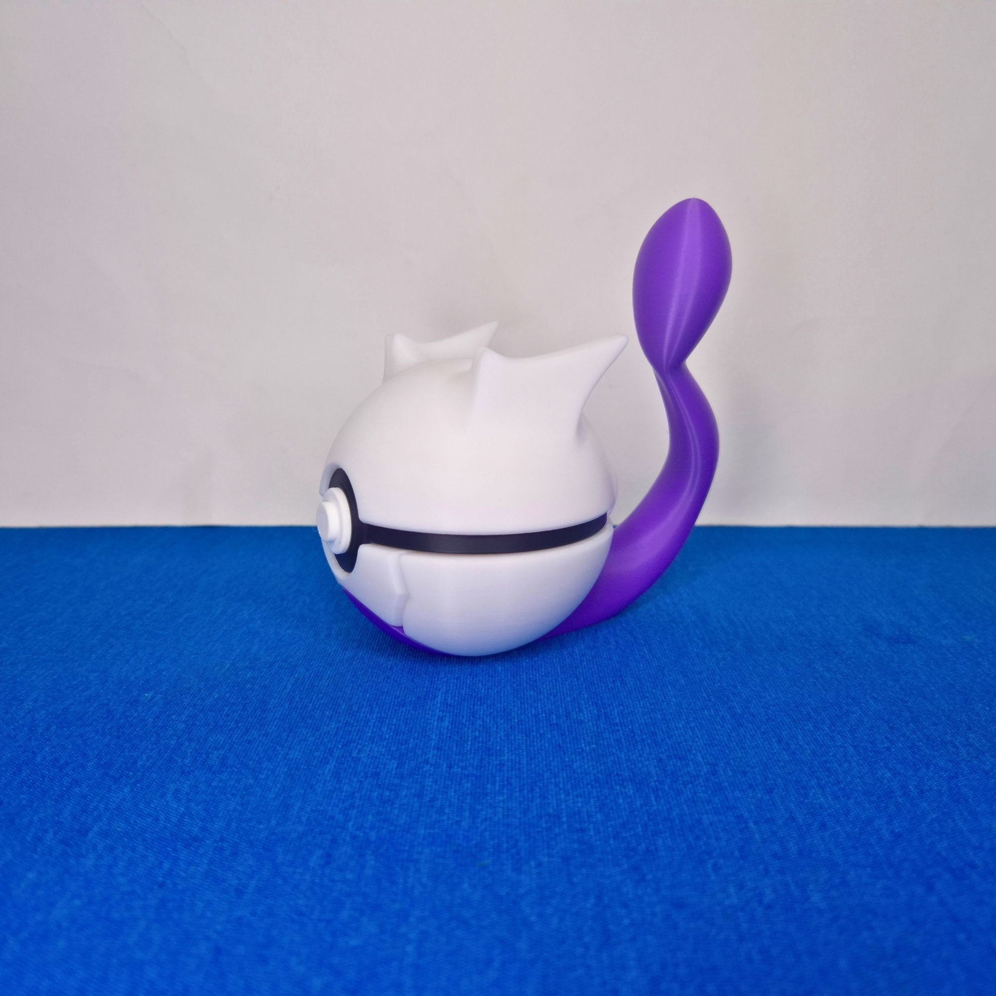 Mewtwo - Esfera Decorativa