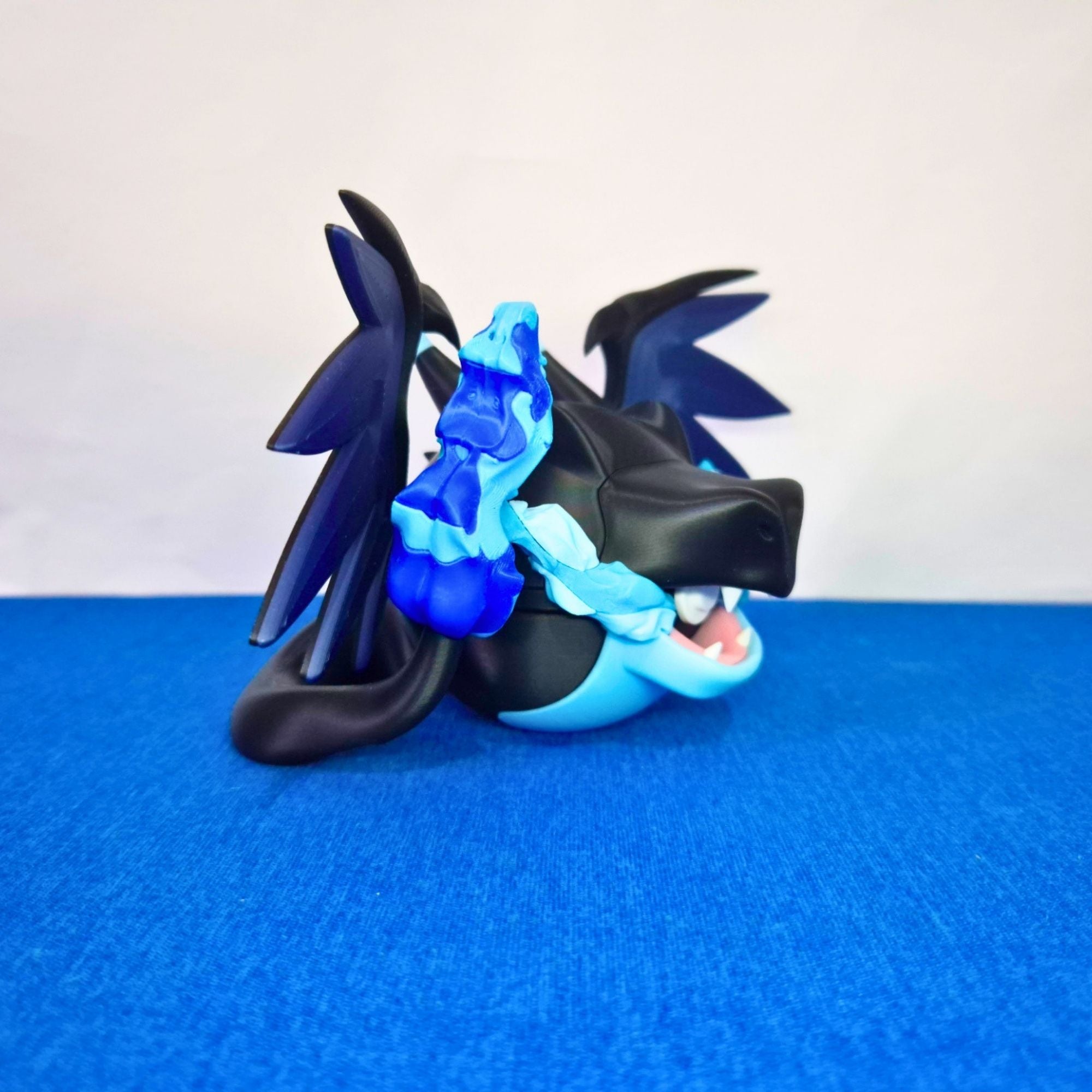 Mega Charizard X - Esfera Decorativa