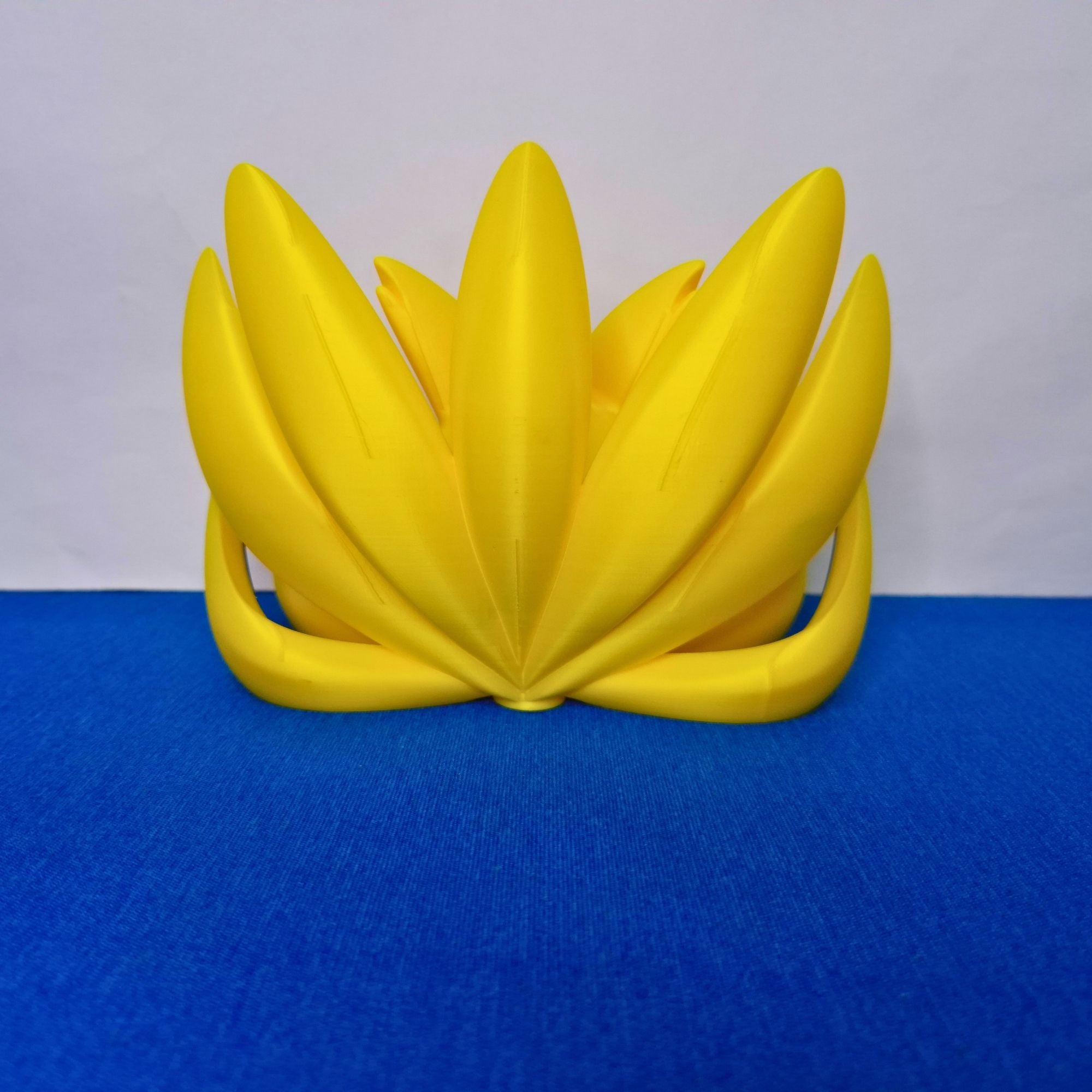 Kurama Seis Caminos - Esfera Decorativa