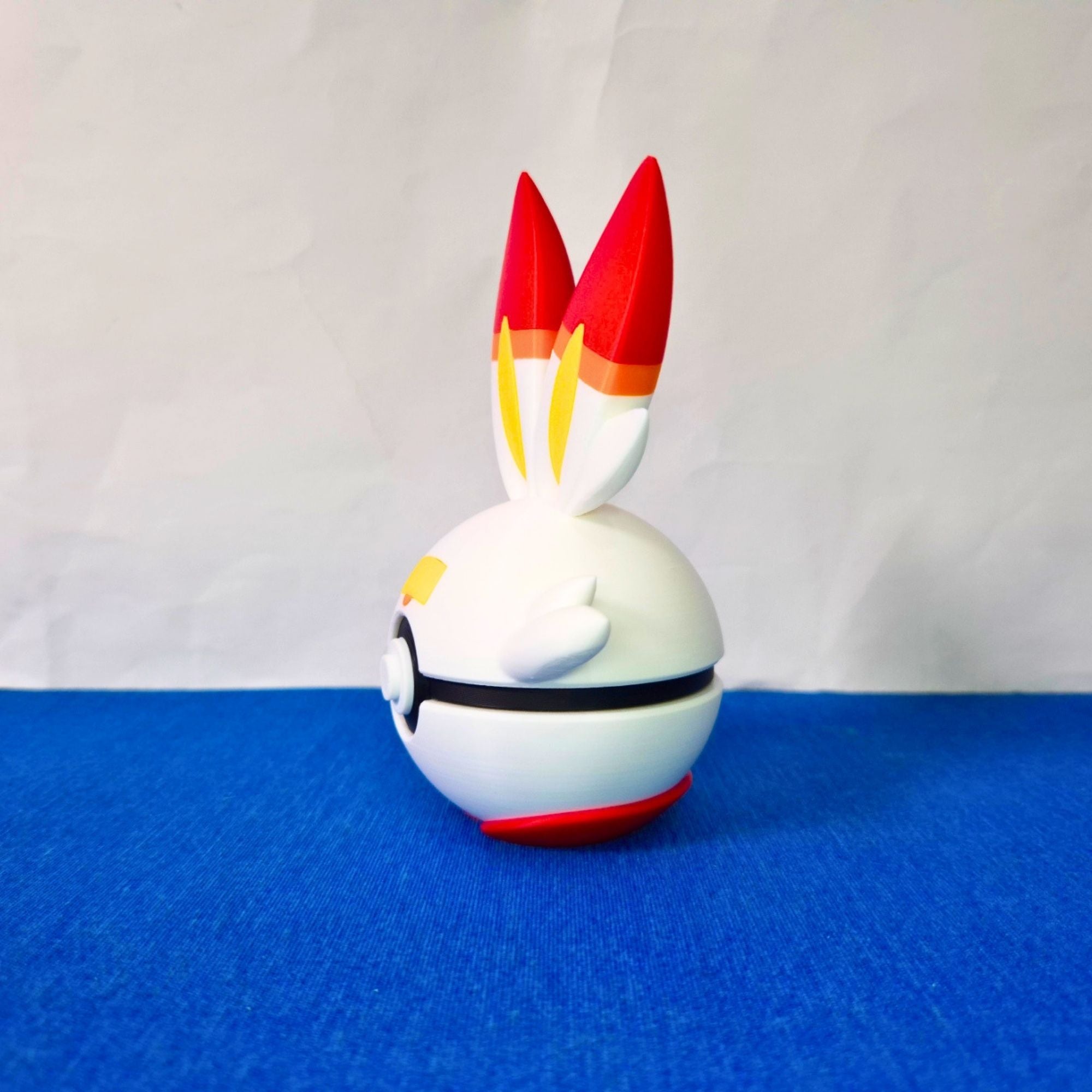 Scorbunny - Esfera Decorativa