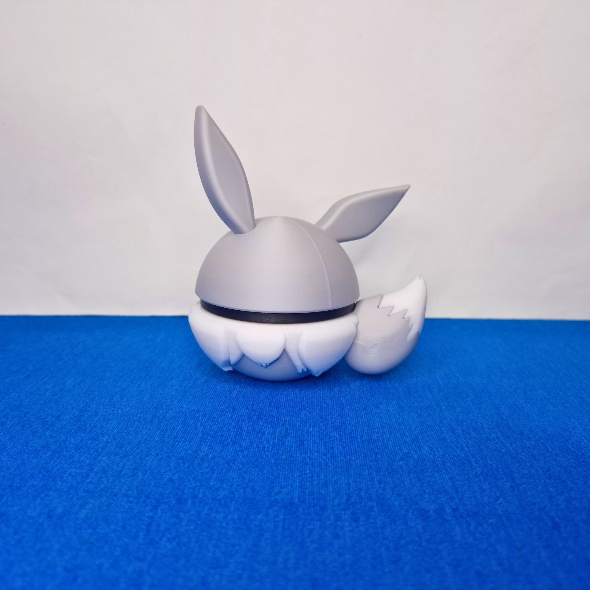 Eevee - Esfera Decorativa